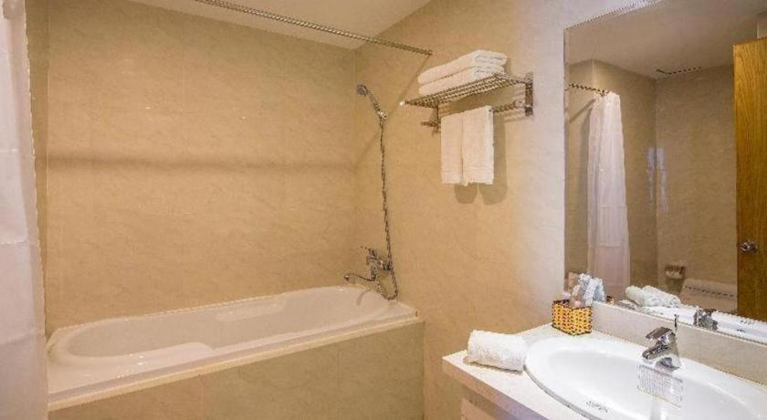 فندق ماجيستيك ستار نها ترانج المظهر الخارجي الصورة